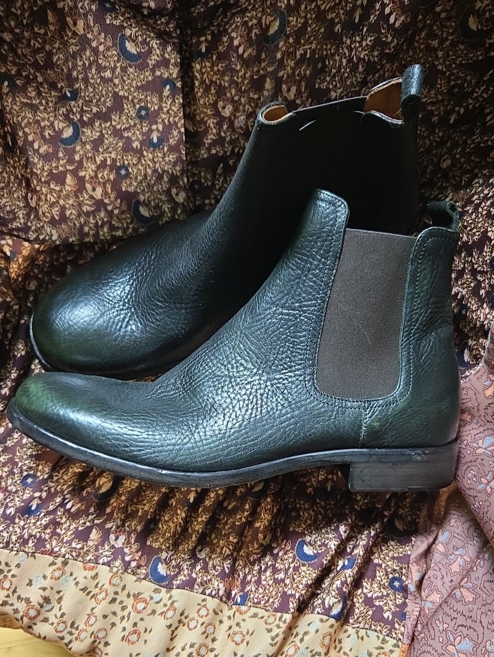 Men's Black Leather Chelsea Boots